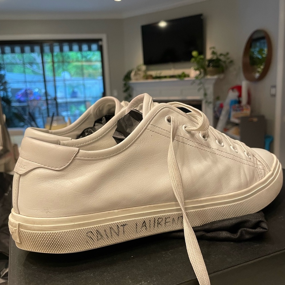 Saint Laurent white leather sneakers - Malibu US size 9/EU size 42